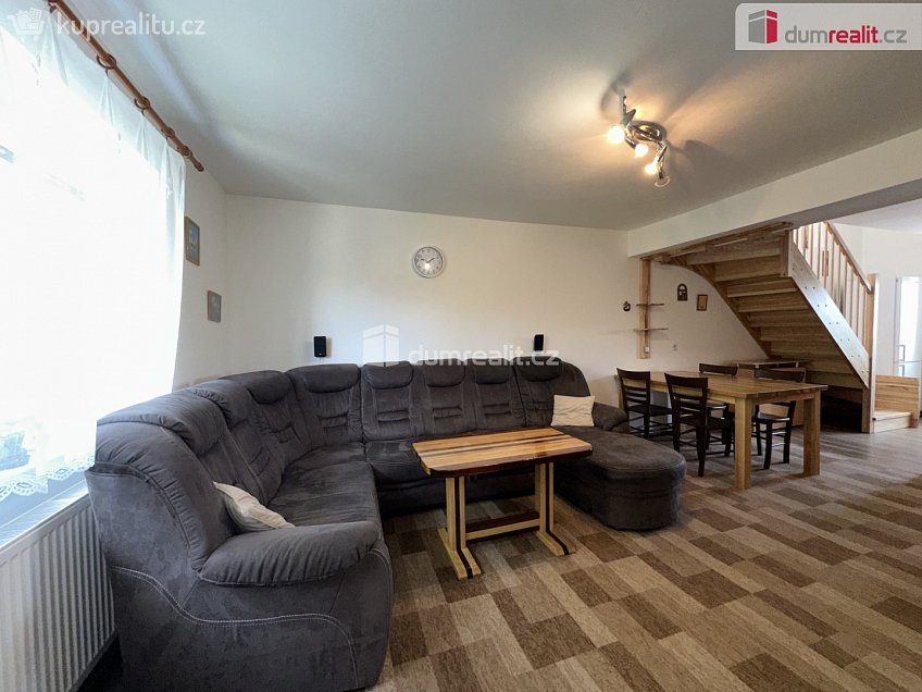 Prodej bytu 4+kk 102 m^2 Nerudova, Podivín 