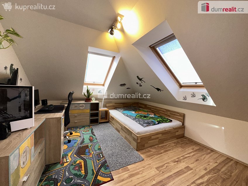 Prodej bytu 4+kk 102 m^2 Nerudova, Podivín 