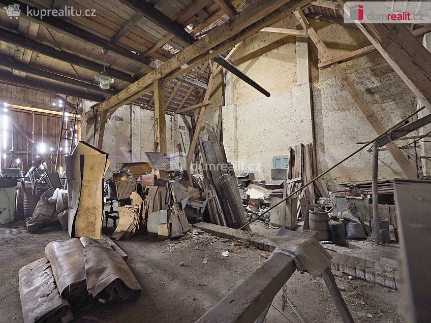 Prodej  výrobních prostor 4412 m^2 Boleslavská, Mšeno 