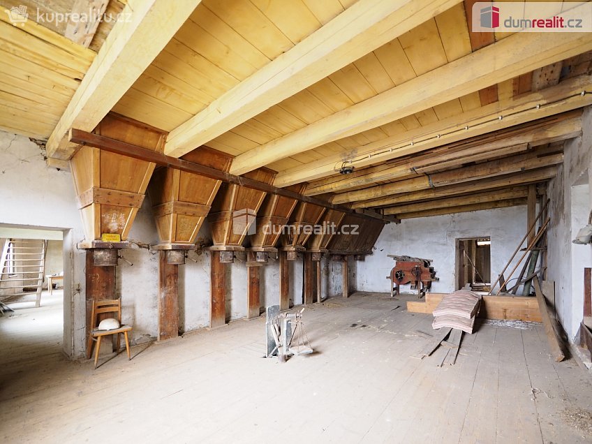 Prodej  výrobních prostor 4412 m^2 Boleslavská, Mšeno 