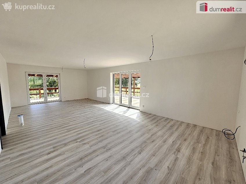 Prodej  domu na klíč 200 m^2 Výrov, Výrov 