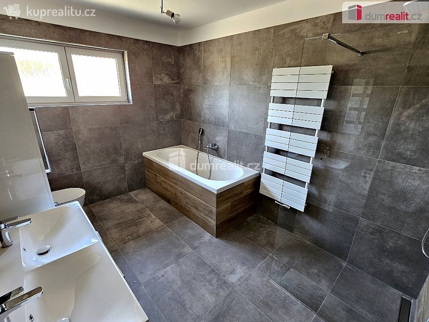 Prodej  domu na klíč 200 m^2 Výrov, Výrov 