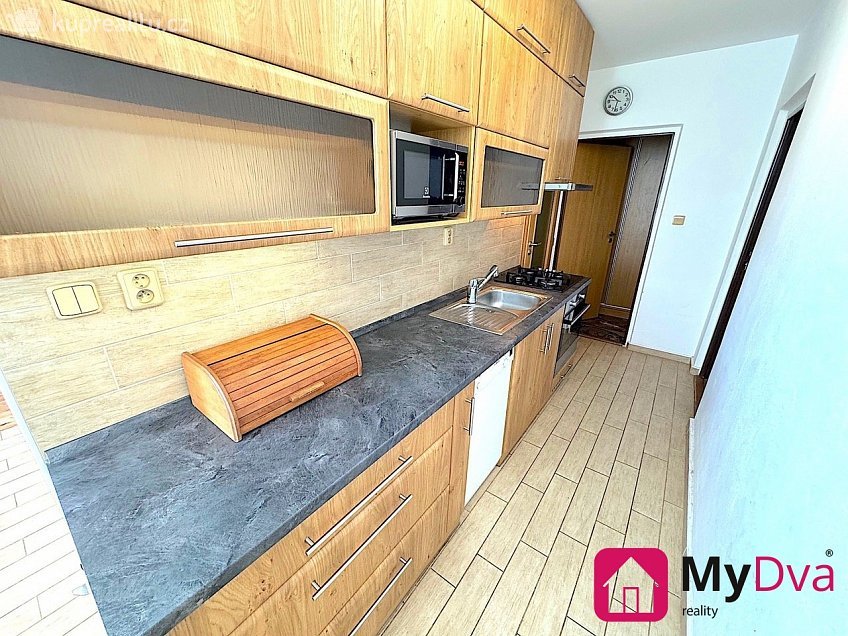 Pronájem bytu 3+1 74 m^2 Jar. Haška, Třebíč 