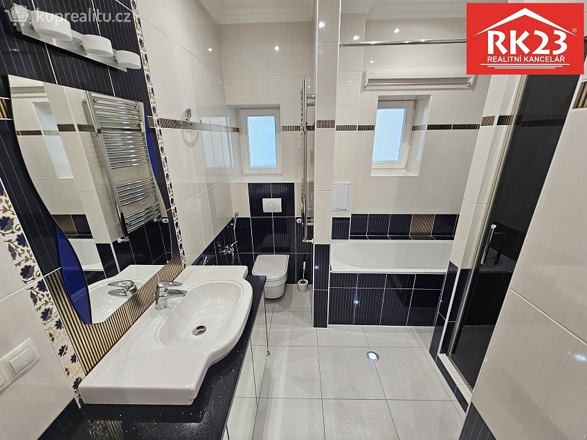 Prodej bytu 2+1 102 m^2 Hlavní třída 122, Mariánské Lázně 