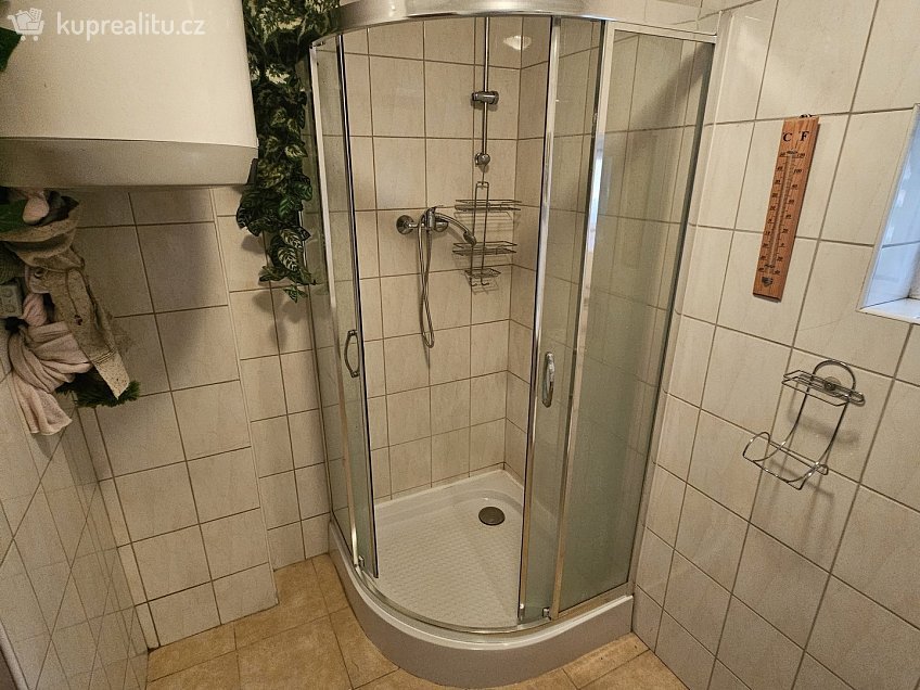 Prodej  chaty 22 m^2 Valy, Valy 