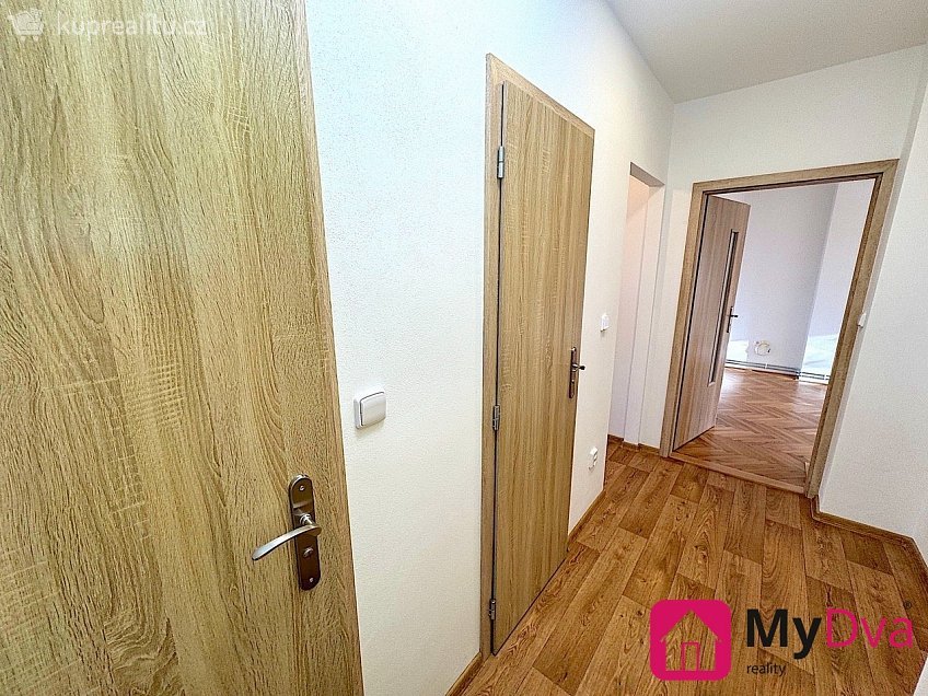 Pronájem bytu 3+1 63 m^2 Jana Žižky, Telč 