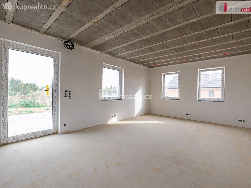 Prodej  rodinného domu 165 m^2 Jižní, Lužná 