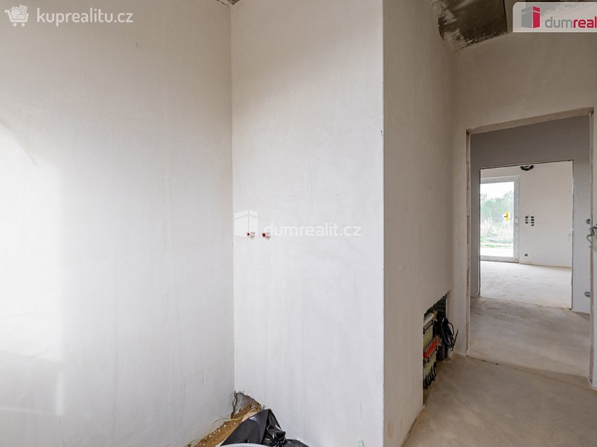 Prodej  rodinného domu 165 m^2 Jižní, Lužná 