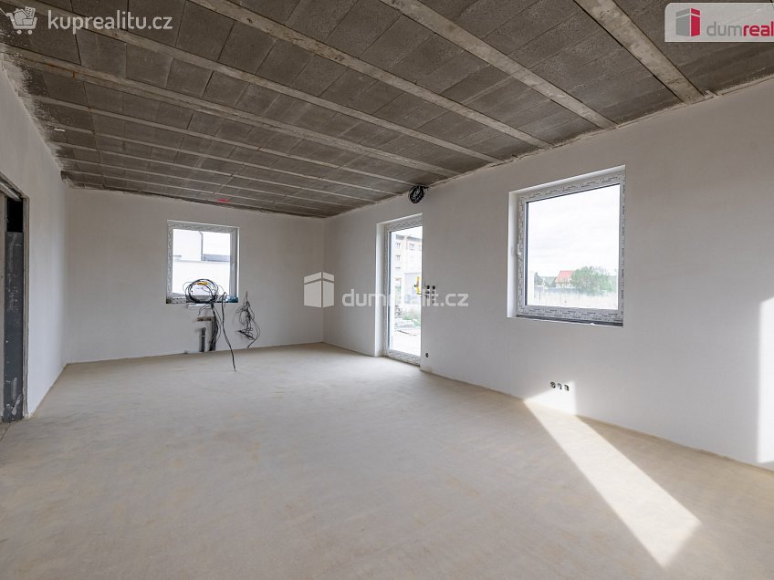 Prodej  rodinného domu 165 m^2 Jižní, Lužná 