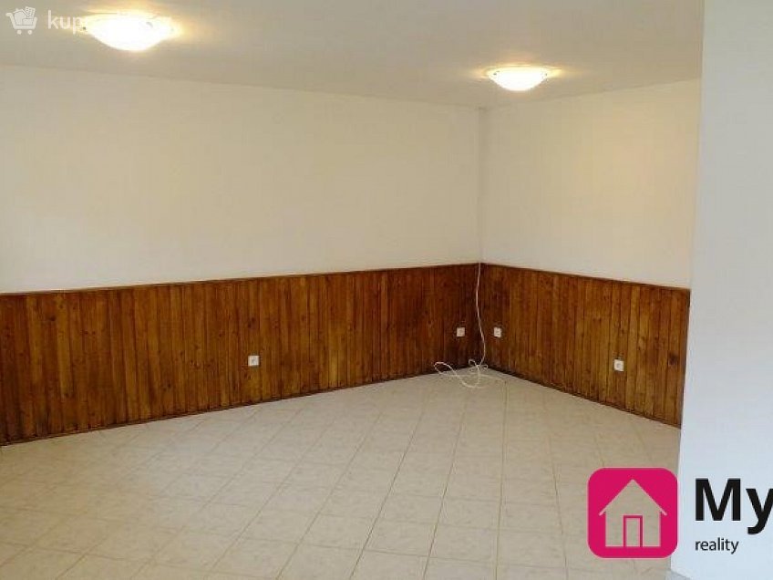 Pronájem bytu 1+kk 35 m^2 Božice, Božice 