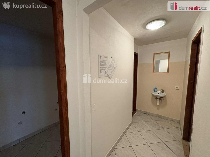 Pronájem  kanceláře 57 m^2 Dlouhá, Příbram 