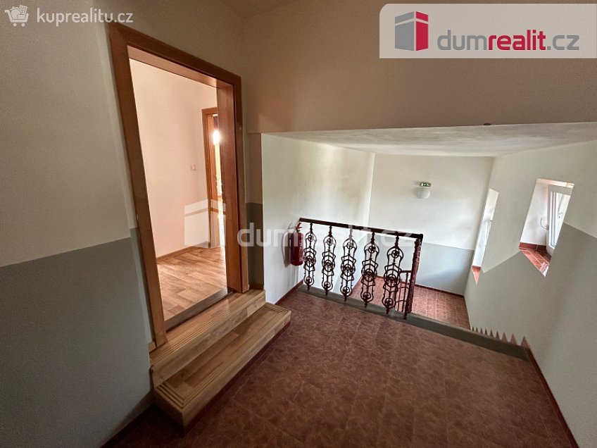 Pronájem bytu 1+kk 50 m^2 Ovčárecká, Kolín 