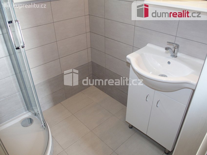 Pronájem  rodinného domu 80 m^2 U Jitky, Český Krumlov 