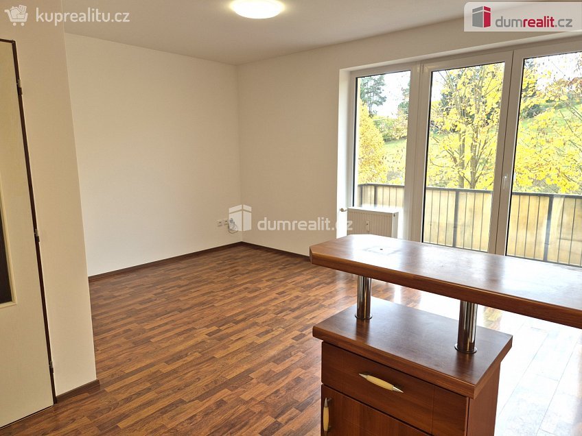 Pronájem bytu 2+kk 56 m^2 Vyšenská, Český Krumlov 