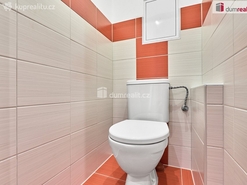 Prodej bytu 3+1 75 m^2 Lidická, Ostrov 