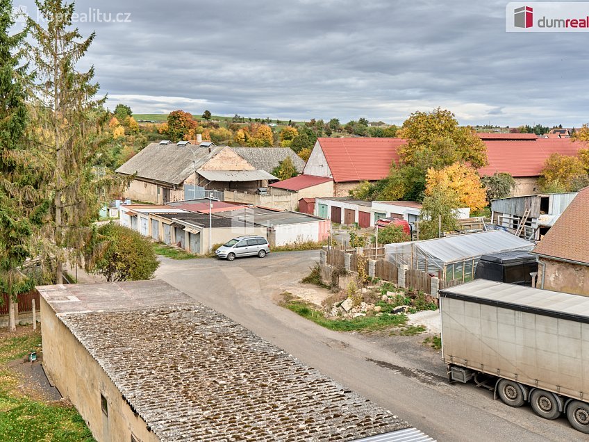 Prodej bytu 2+1 67 m^2 Karlovarská, Lubenec 
