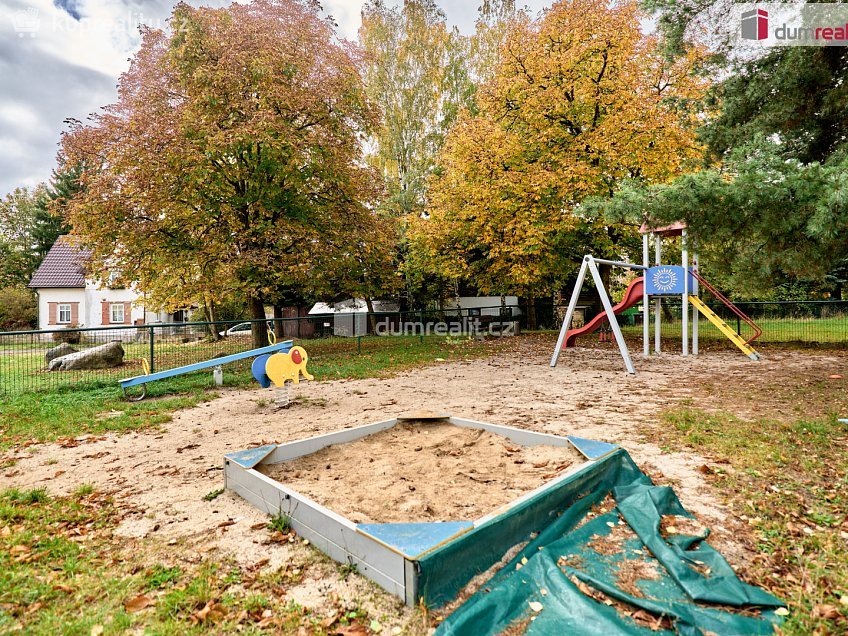 Prodej bytu 3+1 73 m^2 Sídliště, Hroznětín 