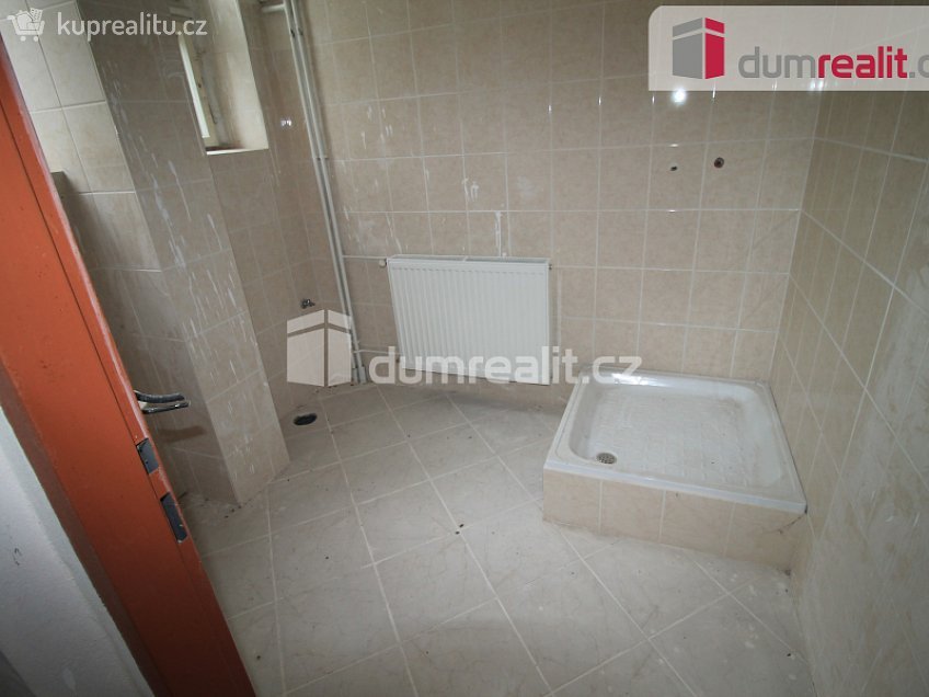 Prodej  činžovního domu 2000 m^2 Aš, Aš 