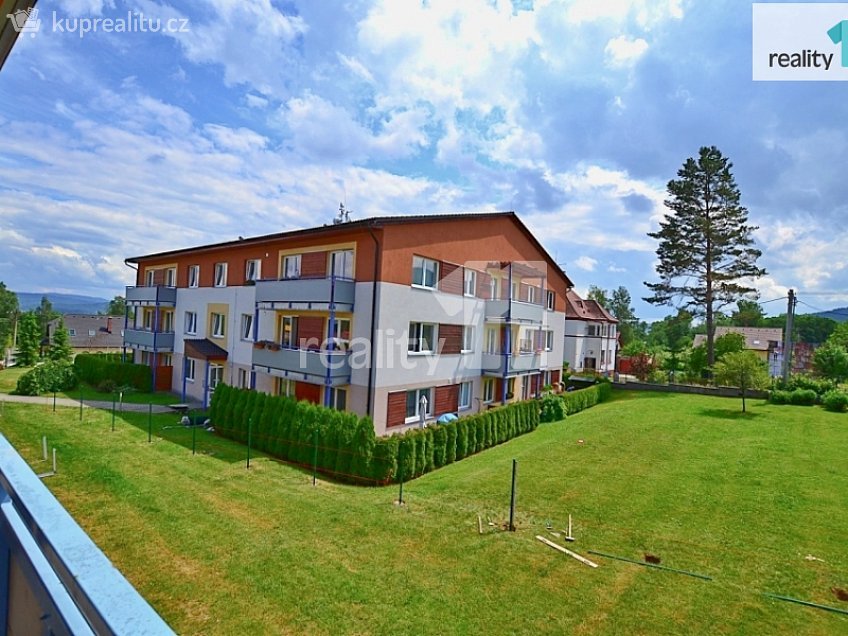 Prodej bytu 3+1 97 m^2 Dubice, Liberec 