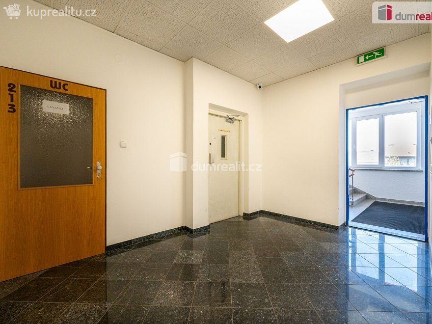 Pronájem bytu 1+kk 17 m^2 Novohradská, České Budějovice 