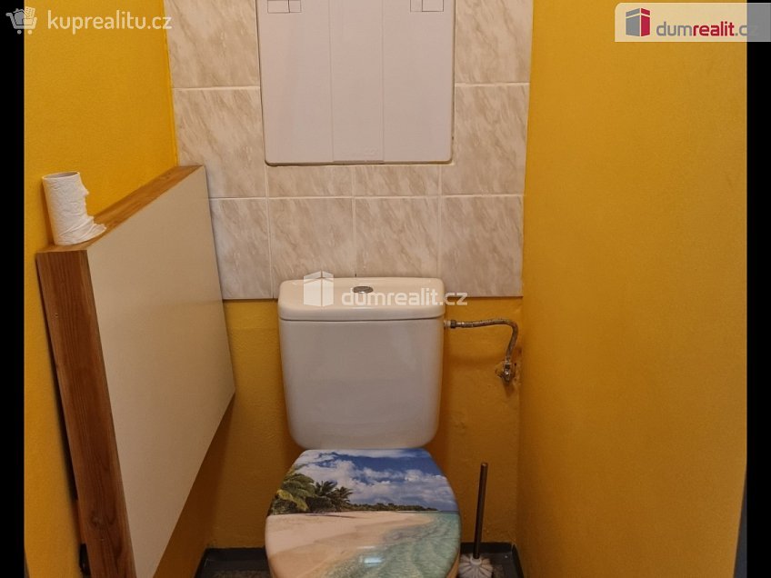 Pronájem bytu 2+1 67 m^2 Náměstí Dobrovského, Rumburk 