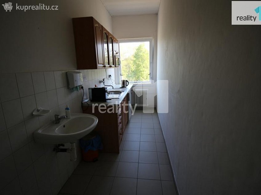 Pronájem  kanceláře 14 m^2 Pivovarská, Česká Lípa 