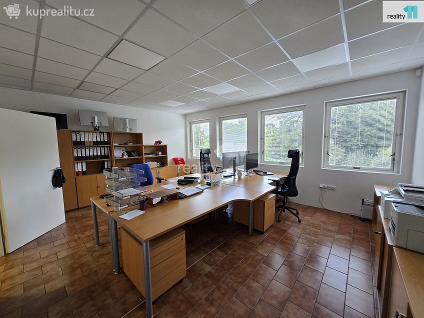 Pronájem  kanceláře 27 m^2 Pivovarská, Česká Lípa 
