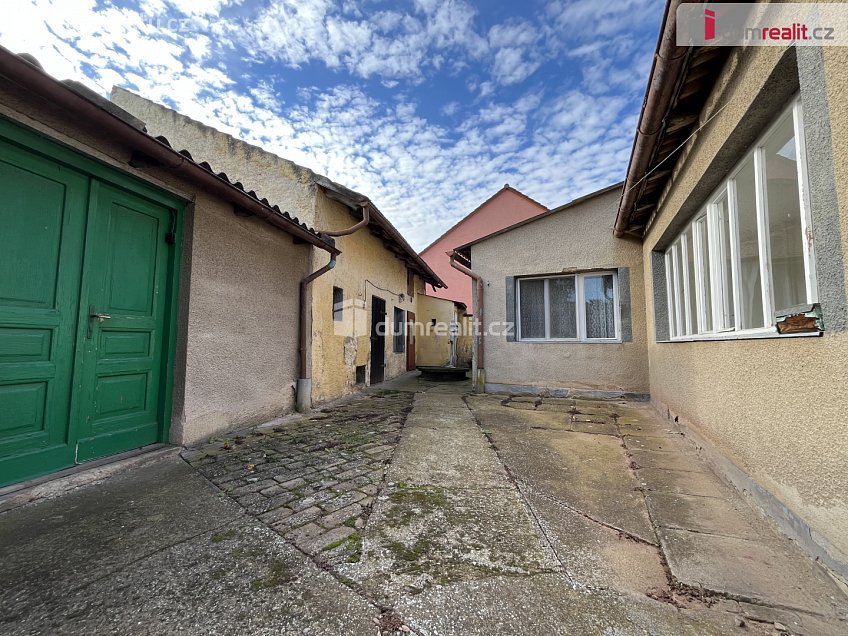 Prodej  rodinného domu 65 m^2 Žižice, Žižice 