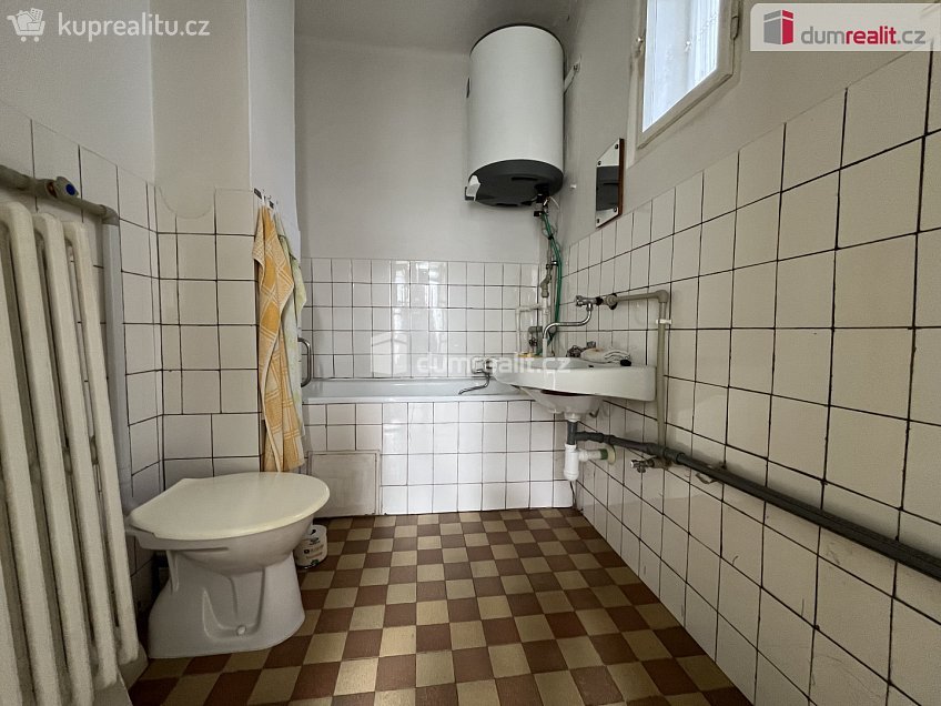 Prodej  rodinného domu 65 m^2 Žižice, Žižice 