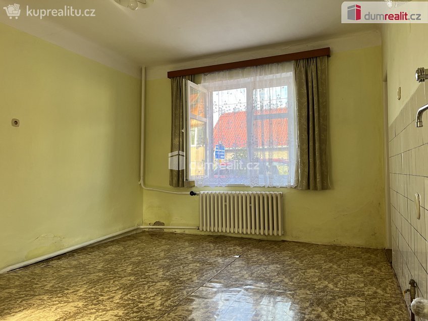Prodej  rodinného domu 65 m^2 Žižice, Žižice 