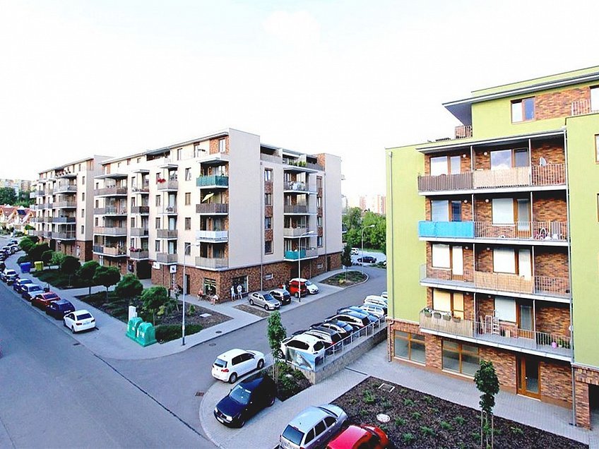 Pronájem bytu 1+1 36 m^2 U Leskavy, Brno 62500