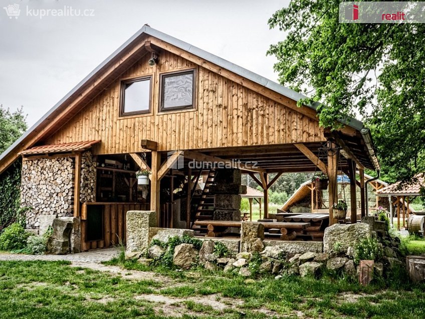 Pronájem  ubytovacího zařízení 200 m^2 Nové Hrady, Nové Hrady 