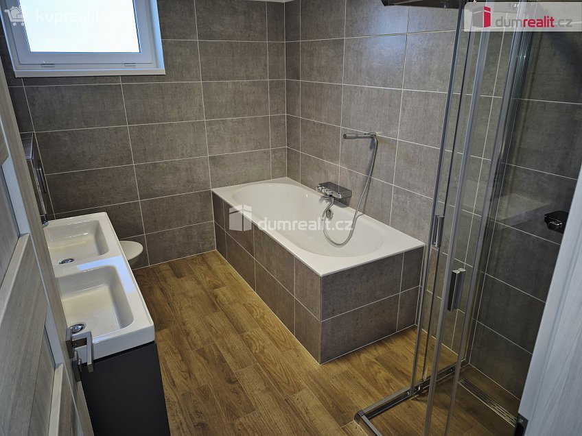 Pronájem  rodinného domu 109 m^2 Venkovská, Vědomice 