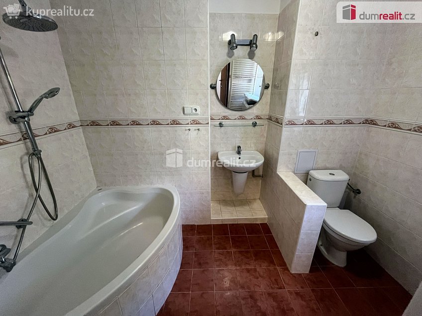 Pronájem bytu 2+1 63 m^2 Prokopa Holého, Uherské Hradiště 