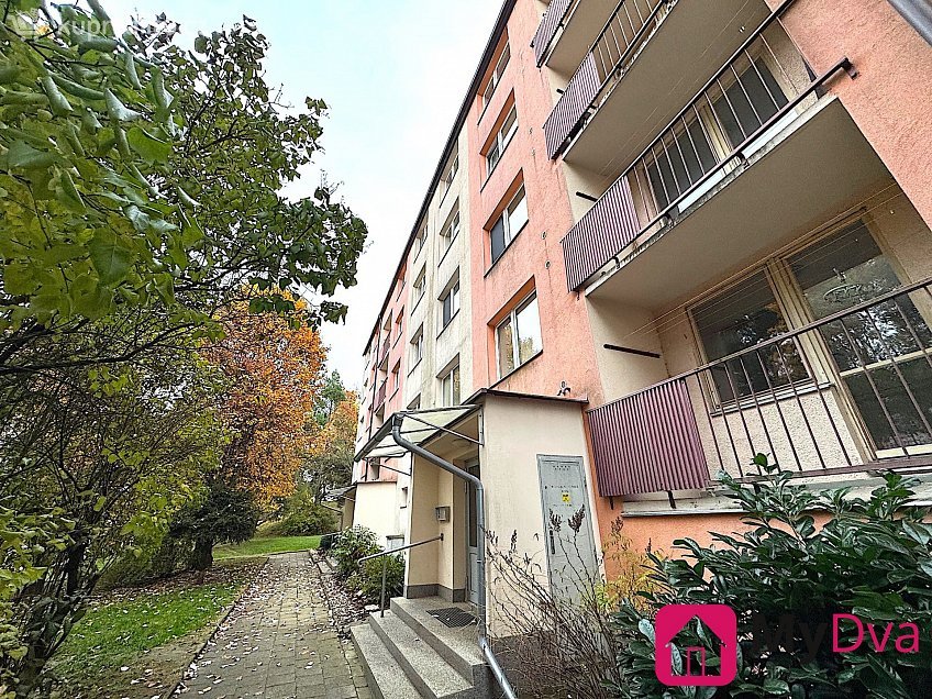 Pronájem bytu 1+1 32 m^2 Obránců míru, Třebíč 
