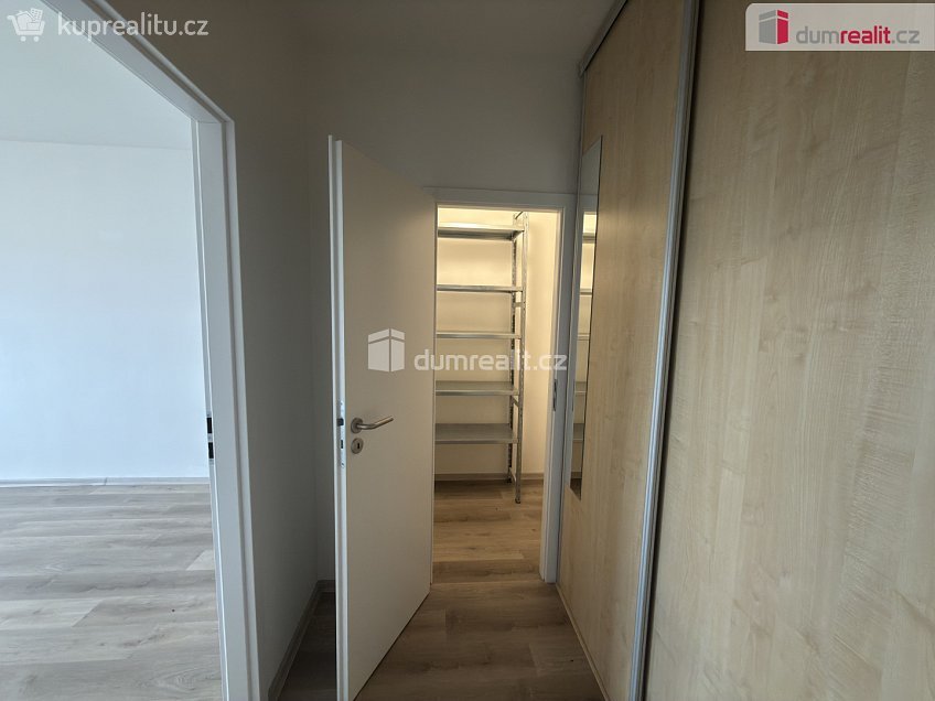Pronájem bytu 2+kk 40 m^2 Brandtova, Ústí nad Labem 