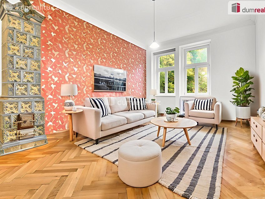 Prodej bytu 2+kk 94 m^2 Svahová, Karlovy Vary 