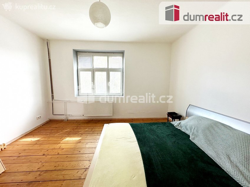 Pronájem bytu 2+1 68 m^2 Zelená, Děčín 