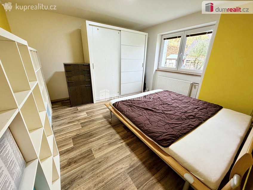 Prodej  rodinného domu 171 m^2 Valašská Senice, Valašská Senice 