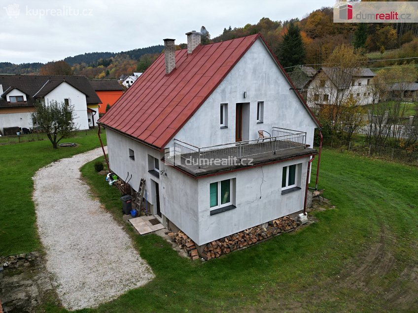 Prodej  rodinného domu 171 m^2 Valašská Senice, Valašská Senice 