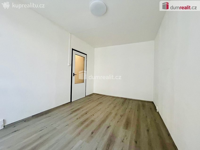 Pronájem bytu 3+kk 62 m^2 sad Míru, Zruč nad Sázavou 