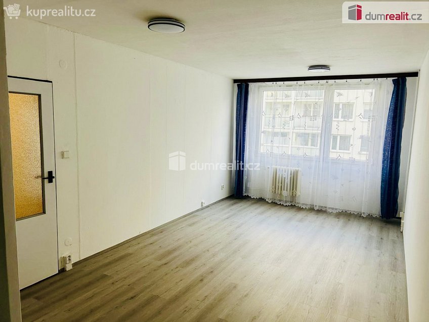 Pronájem bytu 3+kk 62 m^2 sad Míru, Zruč nad Sázavou 