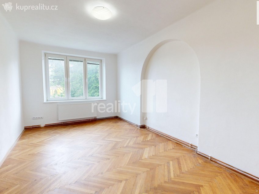 Prodej bytu 3+kk 68 m^2 Nádražní, Pelhřimov 