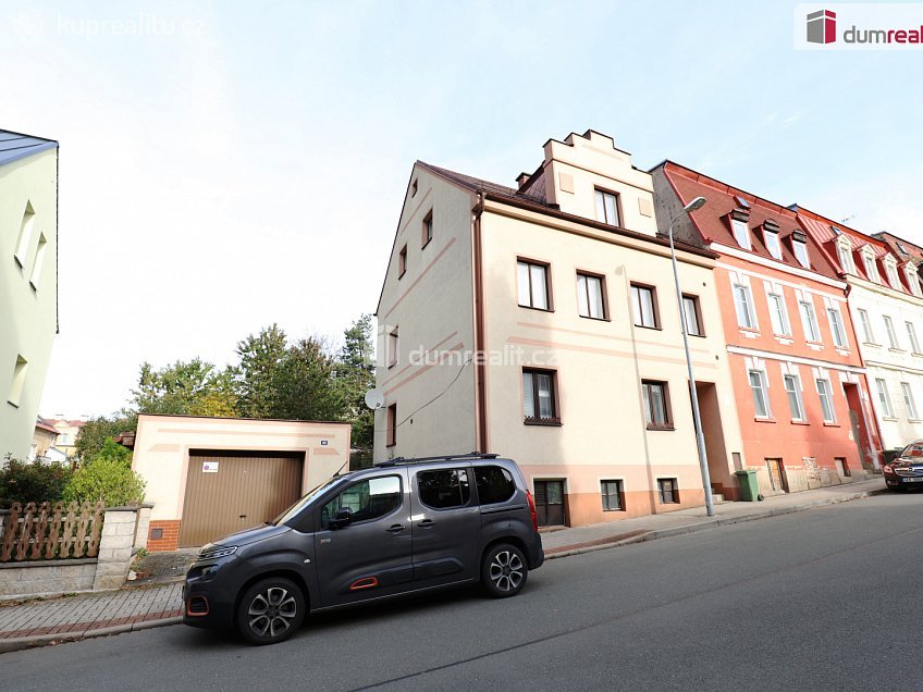 Prodej  vily 320 m^2 Dlouhá, Aš 