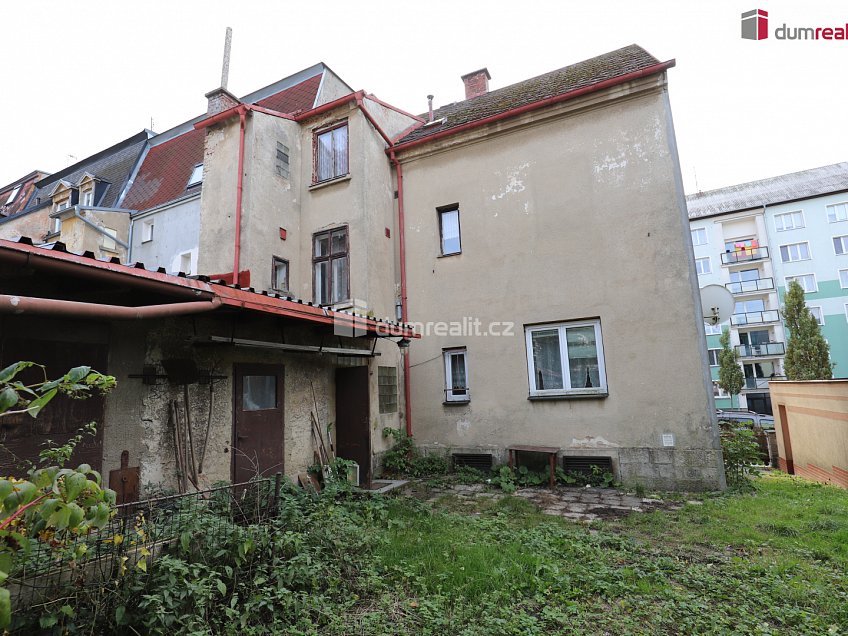 Prodej  vily 320 m^2 Dlouhá, Aš 
