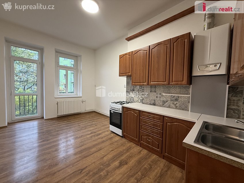 Pronájem bytu 3+kk 79 m^2 Žukovova, Ústí nad Labem 