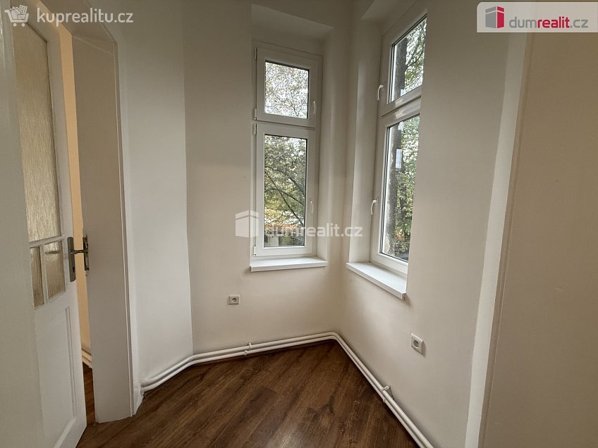 Pronájem bytu 3+kk 79 m^2 Žukovova, Ústí nad Labem 