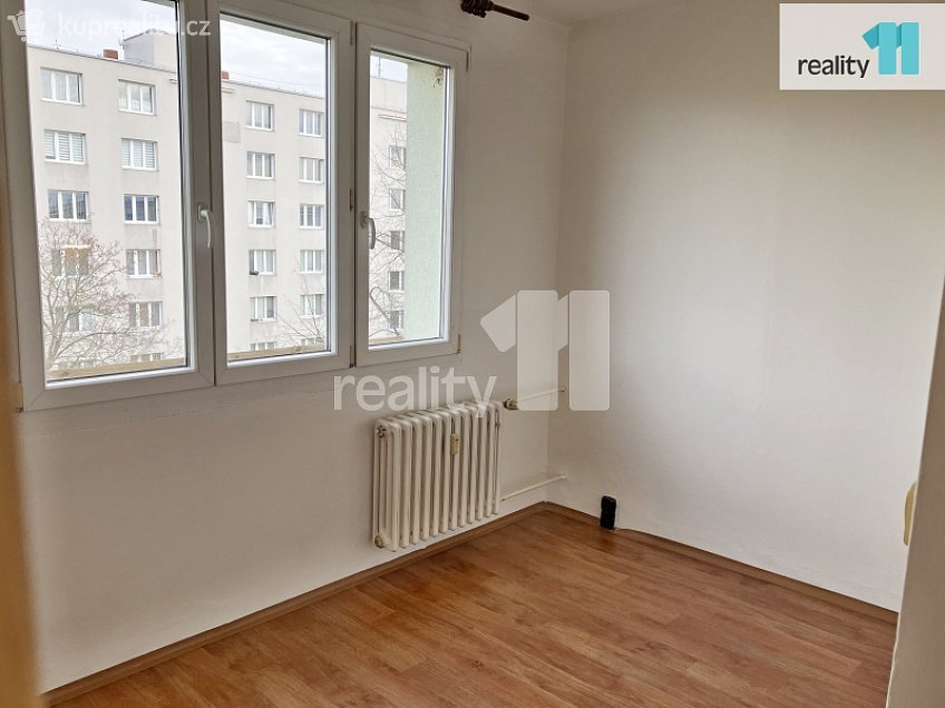 Pronájem bytu 2+kk 36 m^2 17. listopadu, Dobřany 
