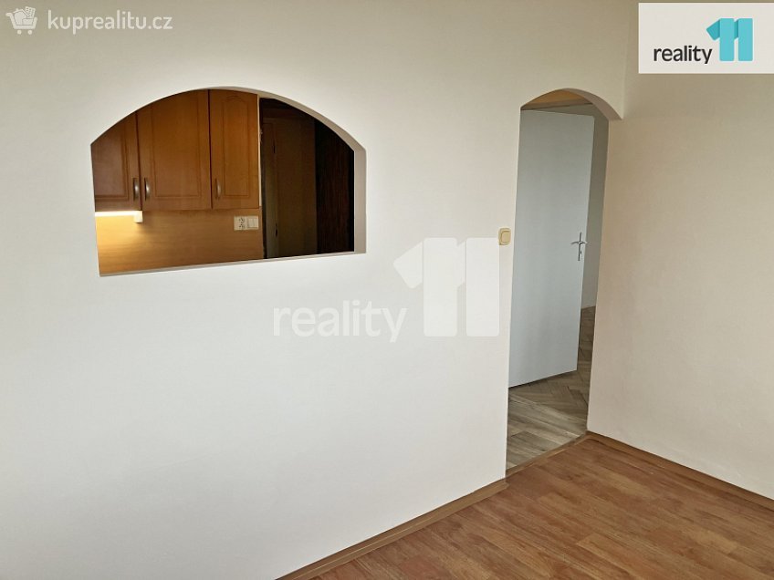 Pronájem bytu 2+kk 36 m^2 17. listopadu, Dobřany 