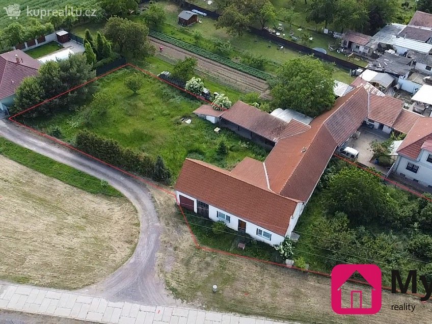 Prodej  rodinného domu 150 m^2 Těšetice 112, Těšetice 